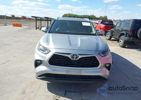 2023 Toyota Highlander Xle из США, поврежденный, VIN 5TDKDRBH7PS016708